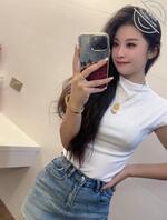 租客房间的内衣裤0