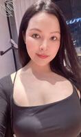 网友投稿他骚母狗妈妈，随意羞辱，越狠越好。1
