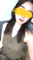 情人节特辑,白嫩花店老板娘初体验,很有做m的潜质,伸着舌头接精太绝了~1