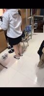 班里的男生买通我，让我回宿舍偷拍她喜欢的女生，露出白内居然对着视频打飞机