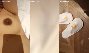 潍坊已婚人妻，美少妇两个宝宝在套房客厅看电视，我在卧室艹她