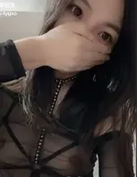 苏州世贸人妻 薛千 身材性感火辣婚后欲求不满出轨小鲜肉 1