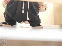 原创厕拍 戴眼镜的小学妹1