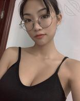 巨臀女仆白丝诱惑调教的母狗妹妹cos玩着放心2