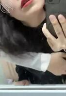 在厕所后入妈妈2