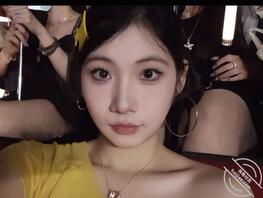 哥哥，不能进去，但可以射我脸上呗，我看着你打出来