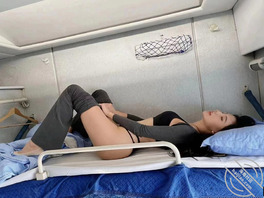 上铺脱裤子勾引1