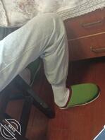 给亲戚家女孩补课，爽玩她臭鞋