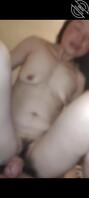 拿下36岁人妻少妇。奶子下垂严重。多次出轨。换作是你们，你们要不要操她1
