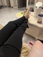 骚妈的丝袜脚，受不了了，这样勾引儿子，骚荡妇，来个爹操死她