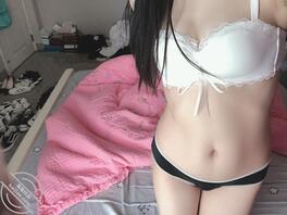 母狗发骚 给我发自拍