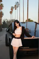 龙湘，美国95后UCR女网红竟是ww上岸,本身是河南婊砸1
