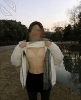 骚母狗又野外露出