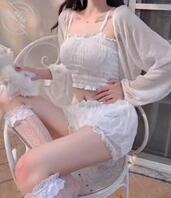 偷看妹妹手机发现妹妹好骚0