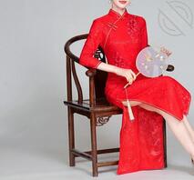 我的真实乱伦经历—偷干内射了娇小美艳的亲妈1