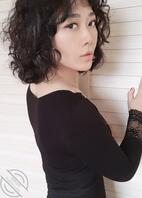 丰满少妇在网上认识的。性感的小嘴很会舔。一夜最少三次。1