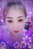 附近加的熟女，看着就想操。不知道有木有机会搞一搞。