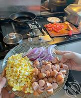 【原创】姐姐在打扫卫生，姐夫在卧室打王者，忍不住强上了姐姐，还惊动了姐夫1