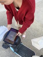 小妹真空就出来了
