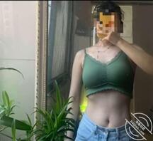 6 偷拍嫂子工作的样子紧致小屁股