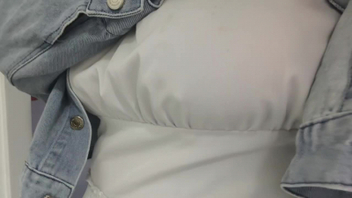 我是个胖子。不过是有偿的哈