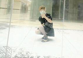 【原创】趁爸妈还没下班,穿情趣内衣出现在我哥面前,吓得他直接硬不起来哈!1