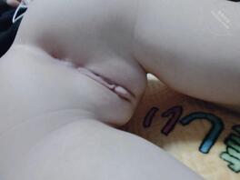 有叔叔喜欢我这种小穴嘛？1