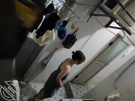 邻居少妇洗完澡就穿一条内裤2