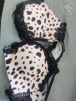 蕾丝内裤奶罩有互换打胶的吗0