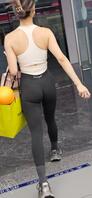 很顶的瑜伽裤健身骚货