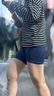 偷拍同事瑜伽裤大屁股2
