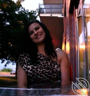 搭讪电车上的黑发豹纹女 带至小树林野战后入浓精射在大奶上0