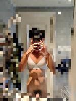 偷穿妈妈的内衣2