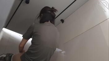 分享女冰厕拍