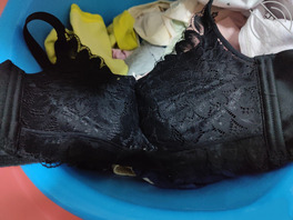 撸骚妈妈的内裤1