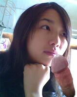 想操朋友妻，想让她吃我的鸡吧，想狠狠的干她的小骚逼
