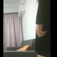 当老师的反差婊姐姐(五)，姐姐答应帮我口后，乘胜追击把姐姐按在沙发给操了