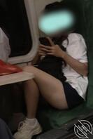 真实偷拍美腿