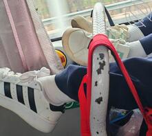 女高阿迪耐克板鞋白袜