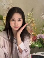 我是张依菲，有什么要问的就问吧，我这会挺闲的呢0