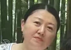 狼友们看看我妈的面相，属于不属于骚货类型0