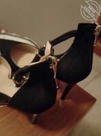 爆婊子骚母骚鞋1