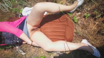 骚屄老婆公共淫具爱露出0