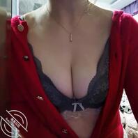 表姐半夜给我发的照片什么意思2