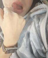 (65)【原创】老姐今天上班无聊想撩骚我,结果把自己撩骚的屄水横流。0