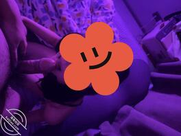 00后淫妻互看分享照片视频，寻喜欢拍摄轻微sm的同好朋友0