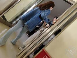 肚脐眼美女