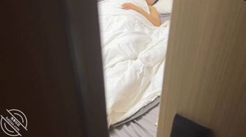 胆小的叔叔一改常态,猥亵新婚怀孕的嫂子强行内射0