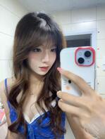 女生投稿安徽工业经济王子月找金主调教0