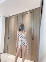 骚妈朋友圈的白色斑点连体衣1